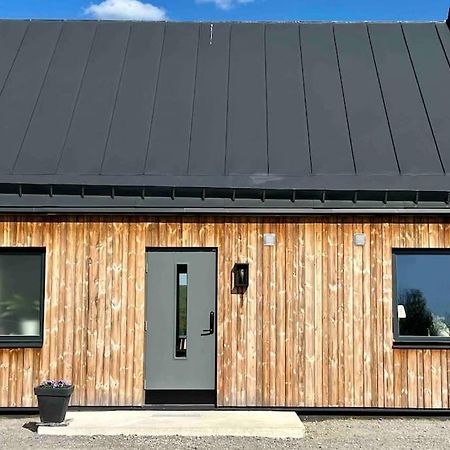 Fint Hus Naera Jaervsoebacken Villa Buitenkant foto