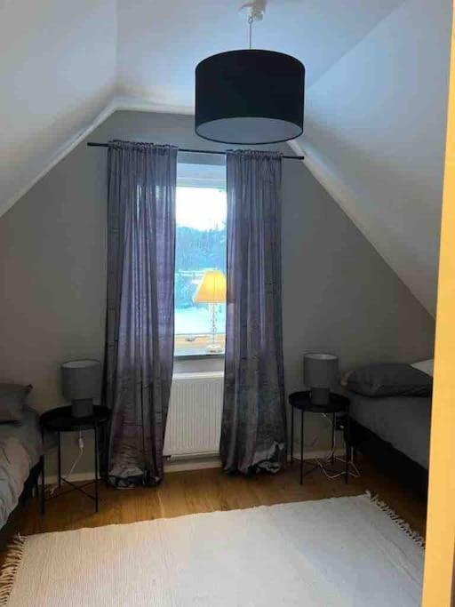 Fint Hus Naera Jaervsoebacken Villa Buitenkant foto